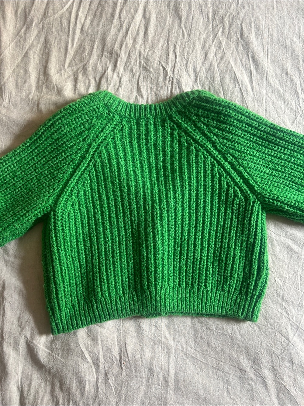 Swedish H&M Bright Green Chunky V-Neck Cardigan - Picture 5 of 5